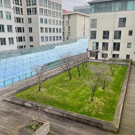 Skau 2 Eurovea Garden View Free Parking