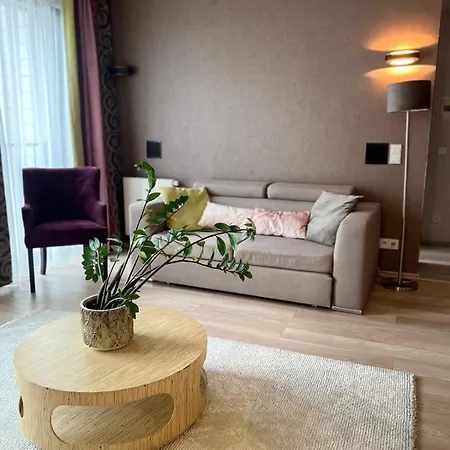 Апартаменти Skau 2 Eurovea Garden View Free Parking Братислава