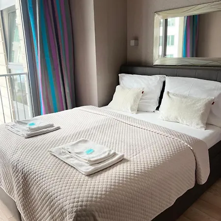 Skau 2 Eurovea Garden View Free Parking Апартаменти Братислава