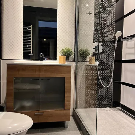 Апартаменти Skau 2 Eurovea Garden View Free Parking